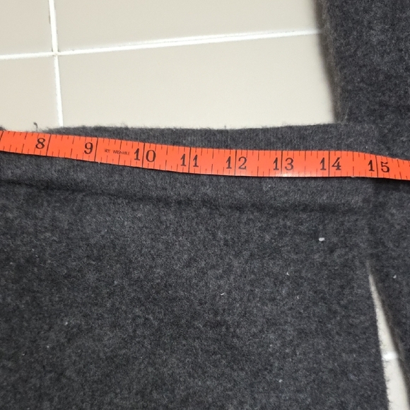 Neiman Marcus Gray Knit Pants & Jacket Set - Picture 7 of 9